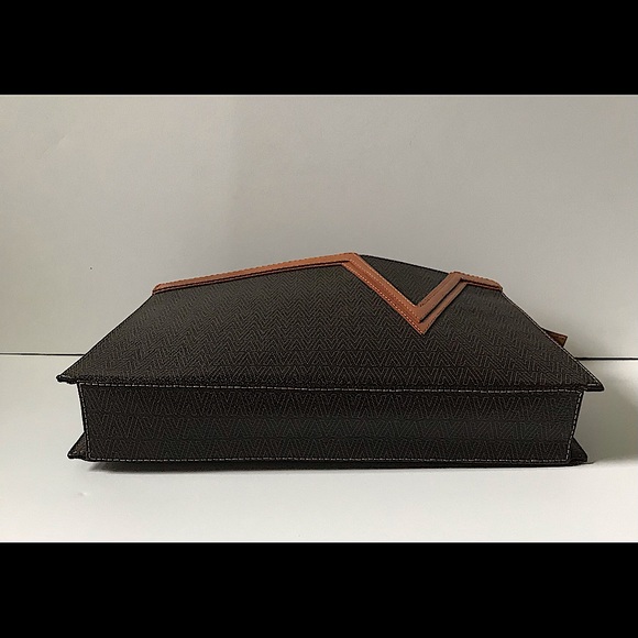 Vintage Mario Valentino Clutch Travel - Picture 3 of 9